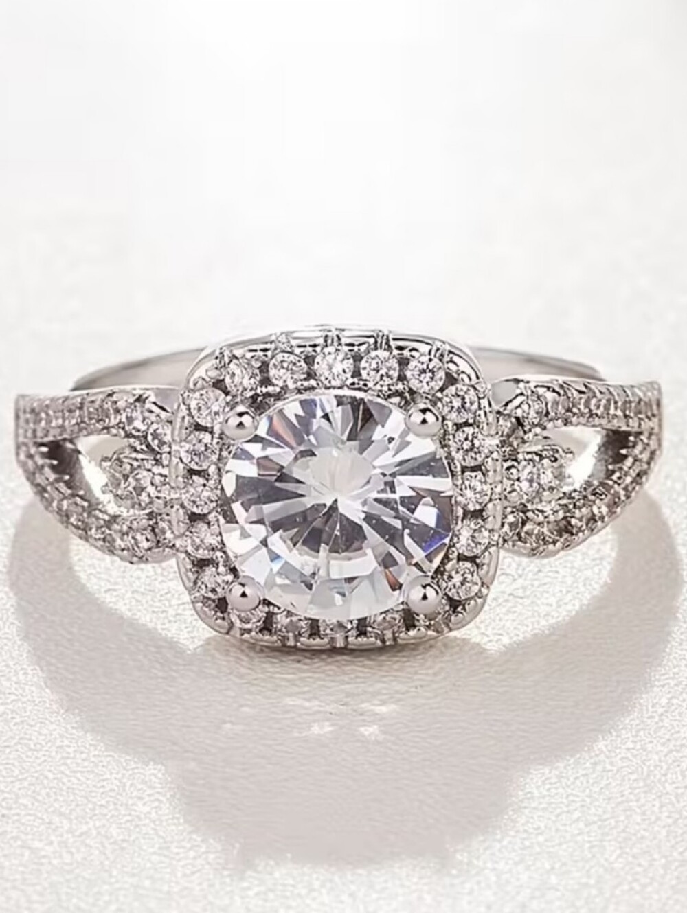 Pretty Uniquely Designed Sparkling Silver Tone Ring